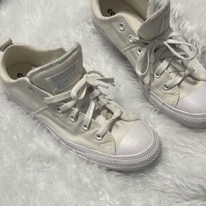 All star white cloth low top size 10